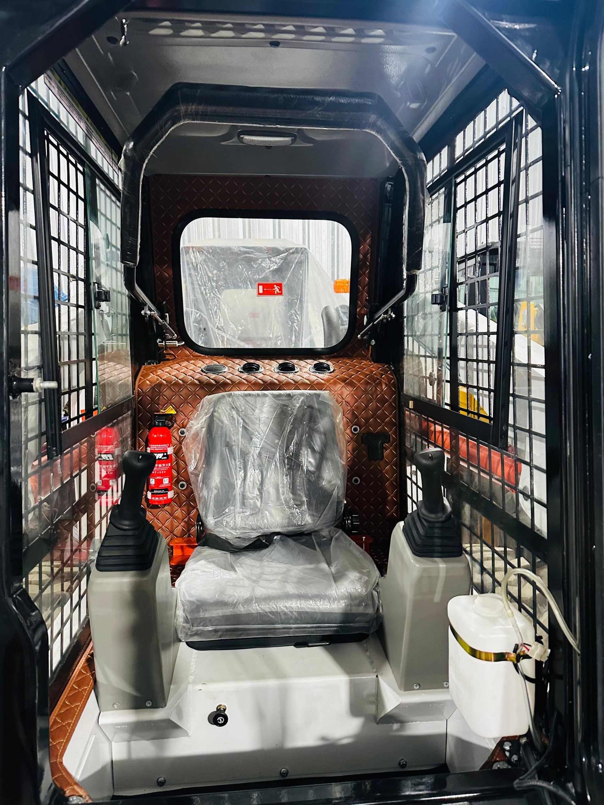 WhatsApp Image 2025-09-26 at 5.53.38 PM (1)